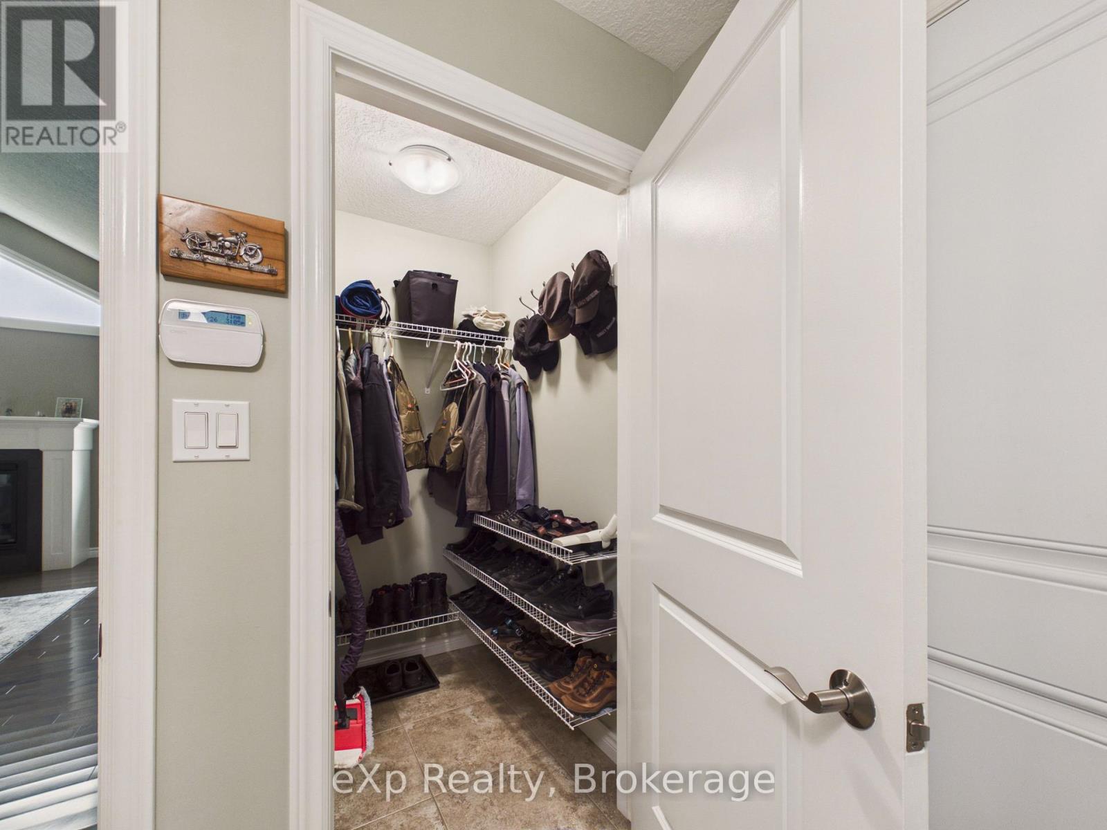 207 Edmund Street, West Grey, Ontario  N0G 1C0 - Photo 30 - X13585132
