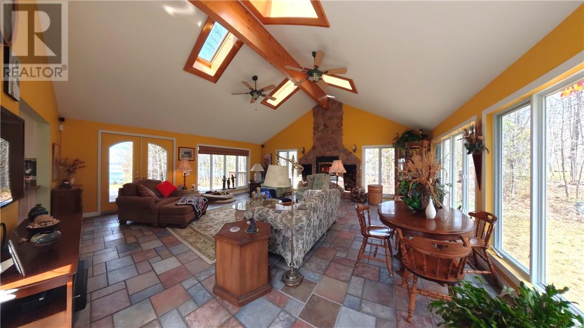 1604 Perivale Road E, Manitoulin Island, Ontario  P0P 2B0 - Photo 26 - 2127315