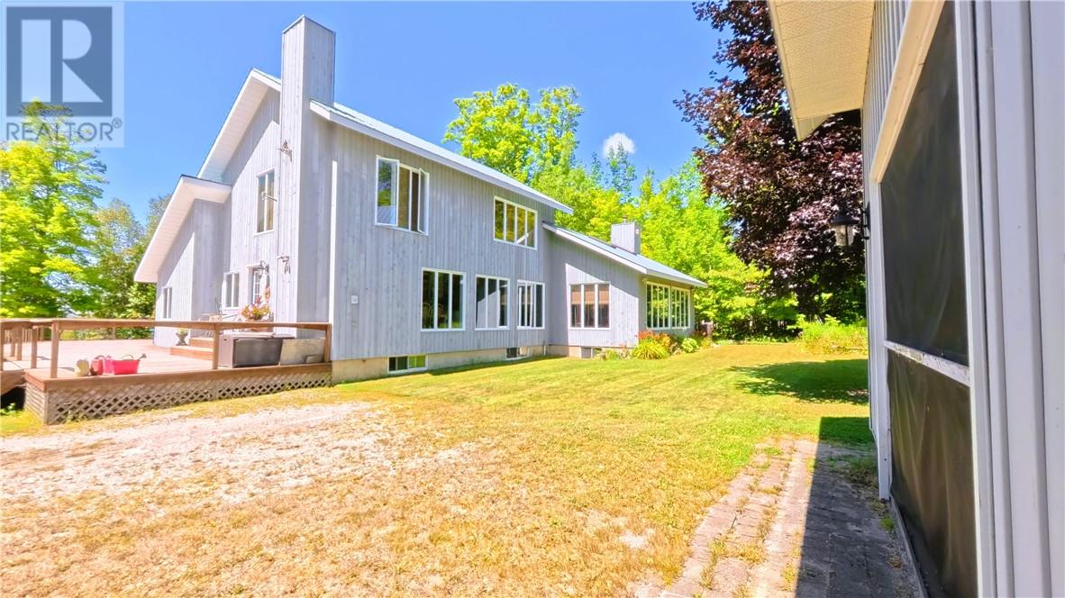 1604 Perivale Road E, Manitoulin Island, Ontario  P0P 2B0 - Photo 46 - 2127315