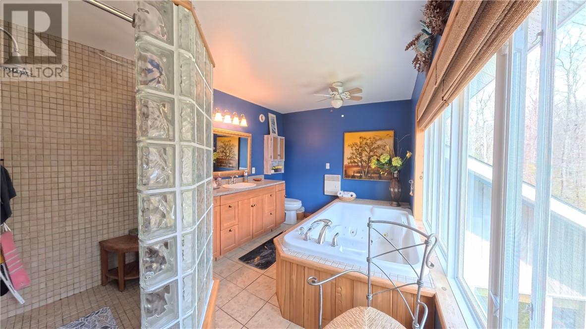 1604 Perivale Road E, Manitoulin Island, Ontario  P0P 2B0 - Photo 37 - 2127315