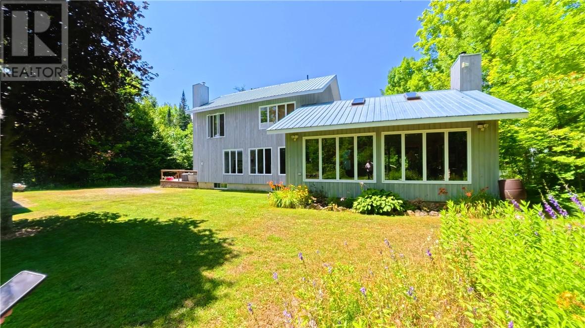 1604 Perivale Road E, Manitoulin Island, Ontario  P0P 2B0 - Photo 6 - 2127315
