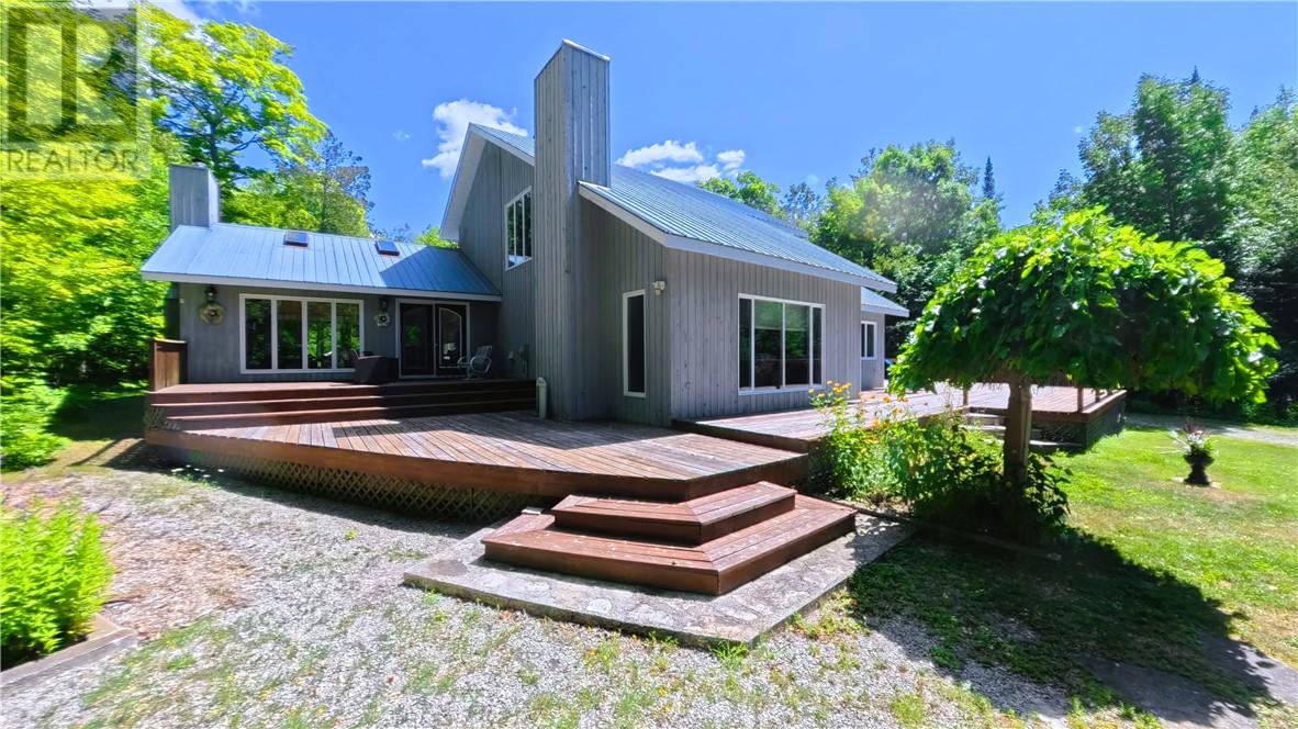 1604 Perivale Road E, Manitoulin Island, Ontario  P0P 2B0 - Photo 8 - 2127315