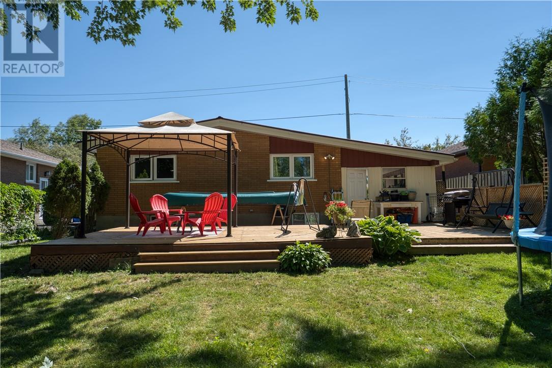 886 Beatrice, Greater Sudbury, Ontario  P3A 3E5 - Photo 20 - 2129559
