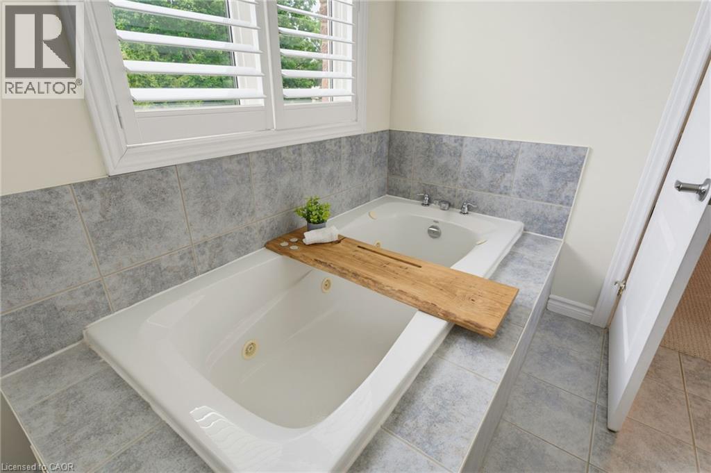 19 Royal Troon Drive, Scotland, Ontario  N0E 1R0 - Photo 22 - 40850487