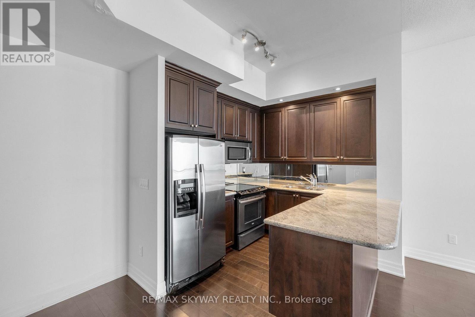 Lph03 - 628 Fleet Street, Toronto, Ontario  M5V 1A8 - Photo 11 - C13621012