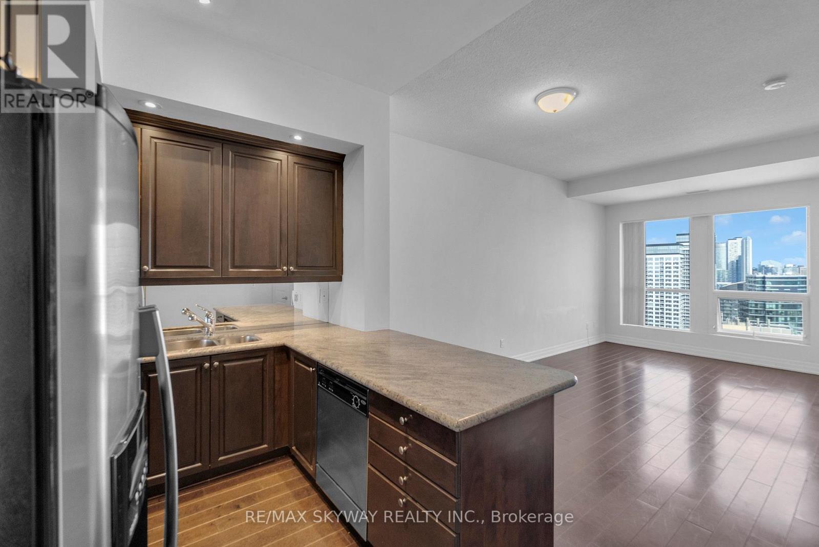 Lph03 - 628 Fleet Street, Toronto, Ontario  M5V 1A8 - Photo 14 - C13621012