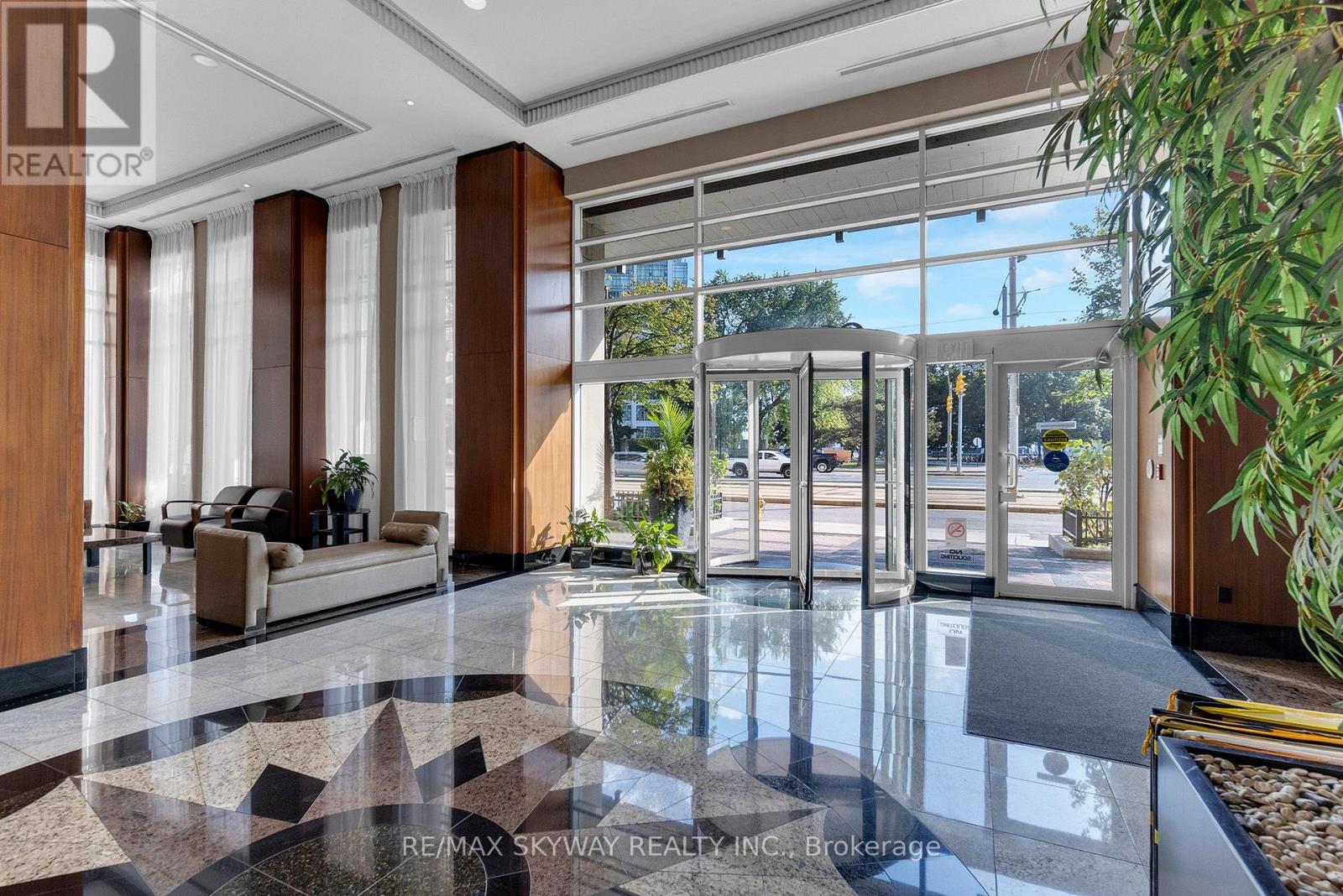 Lph03 - 628 Fleet Street, Toronto, Ontario  M5V 1A8 - Photo 5 - C13621012