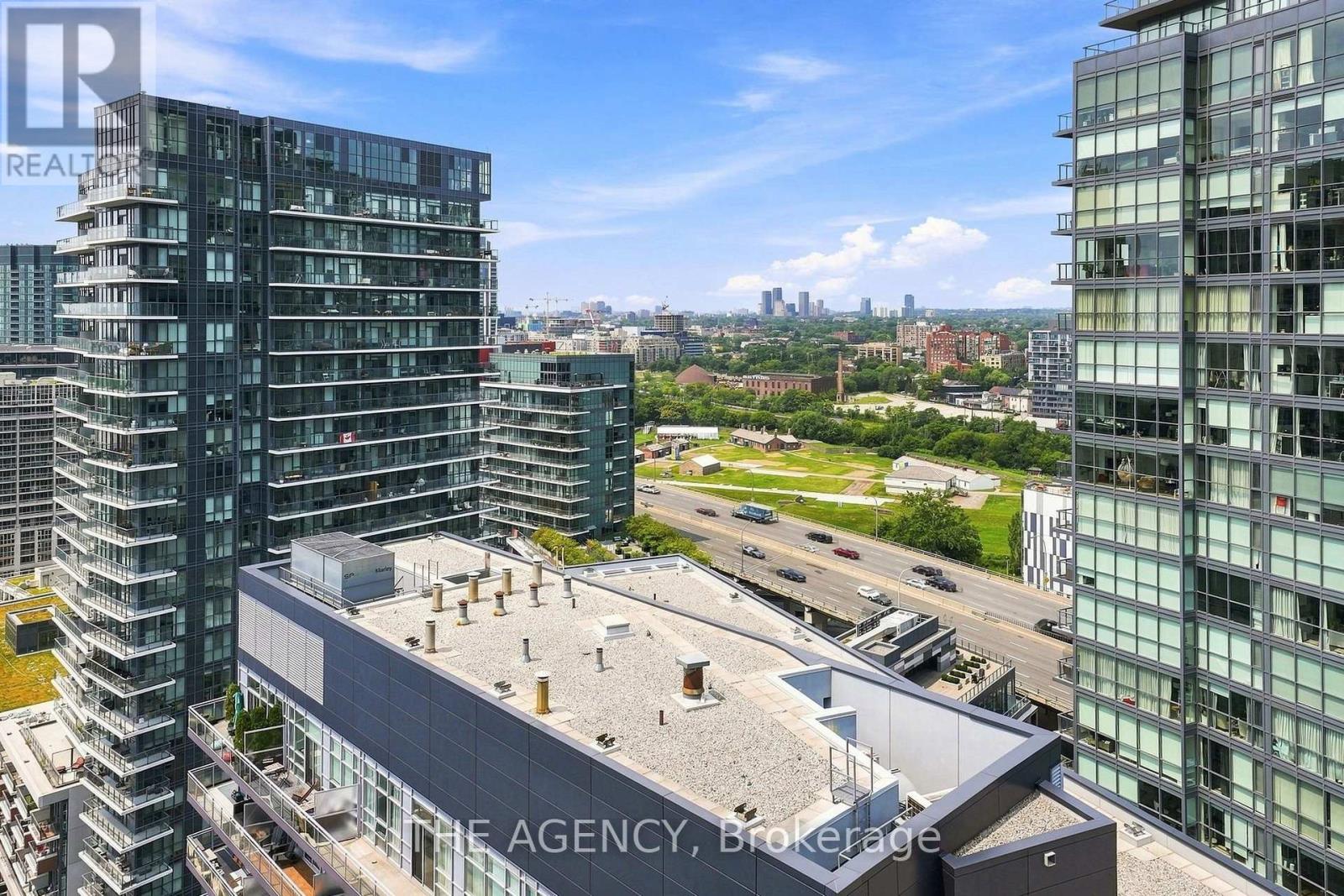 2301 - 600 FLEET STREET, Toronto, Ontario