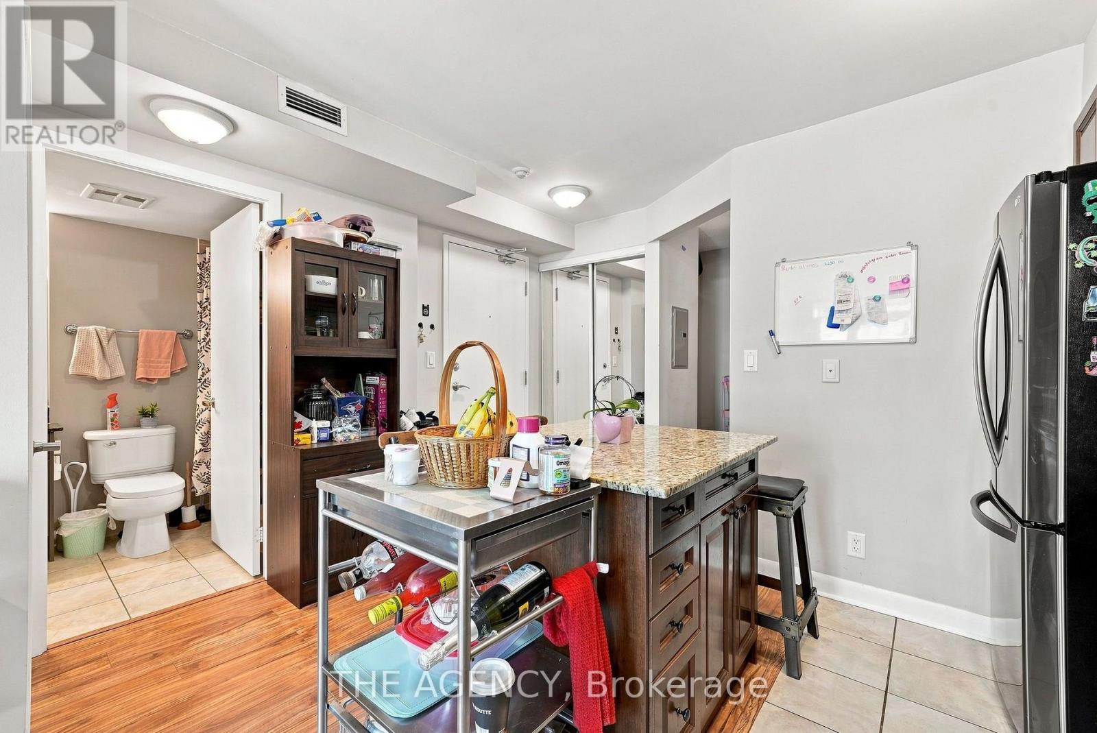 2301 - 600 Fleet Street, Toronto, Ontario  M5V 1B7 - Photo 8 - C13621148