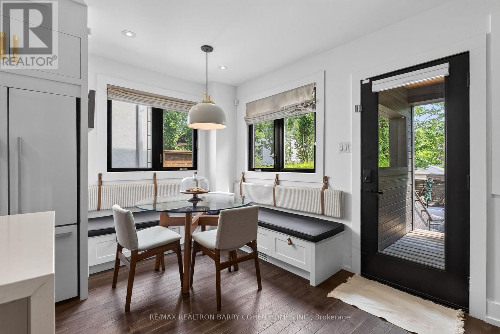 43 Helena Avenue, Toronto, Ontario  M6G 2H3 - Photo 11 - C13621200