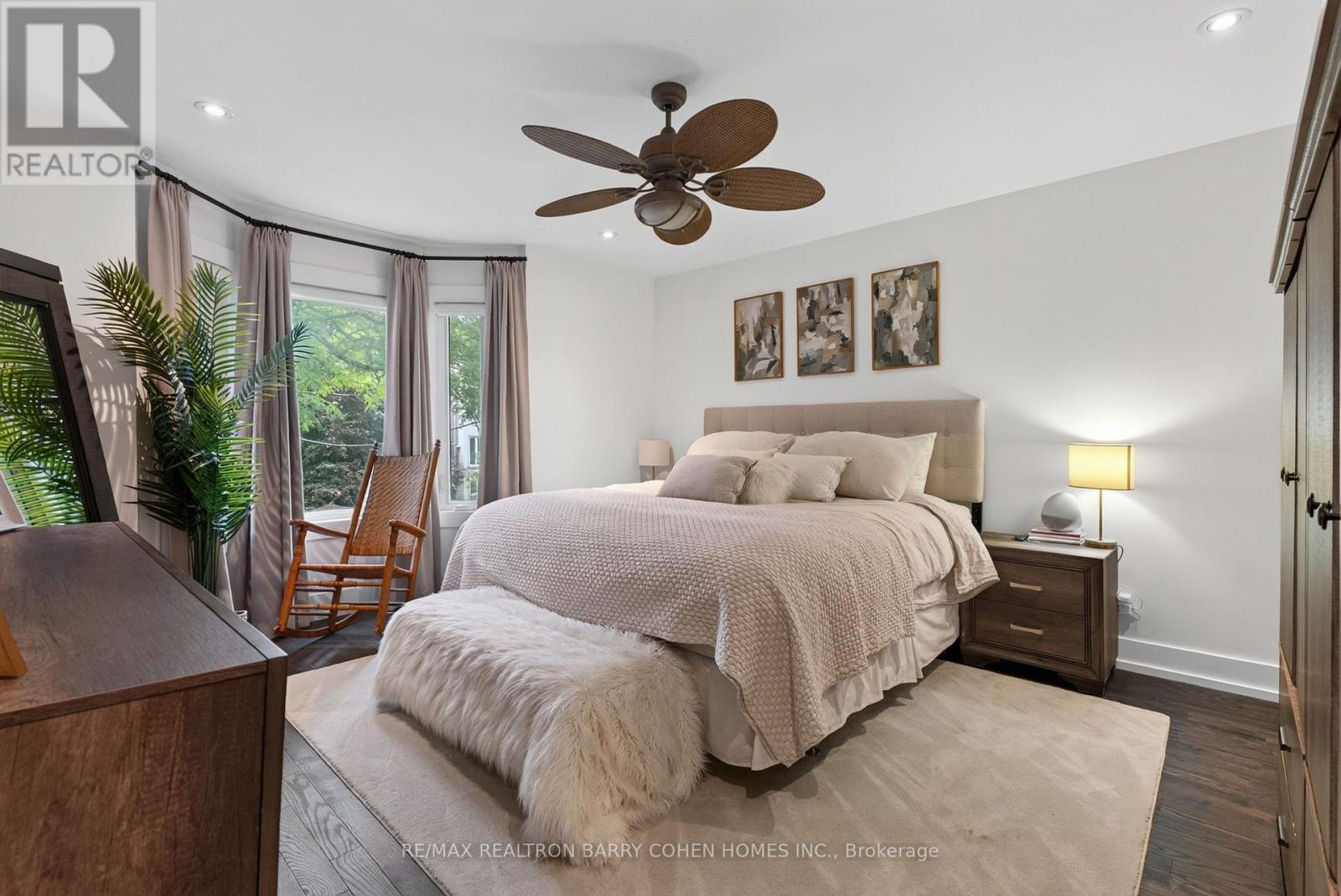 43 Helena Avenue, Toronto, Ontario  M6G 2H3 - Photo 16 - C13621200