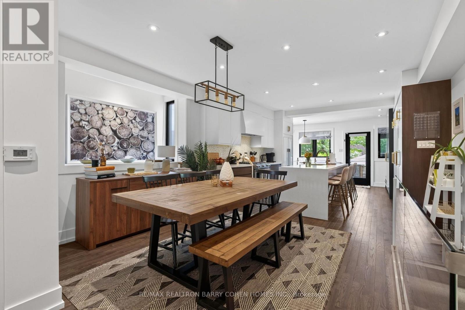 43 Helena Avenue, Toronto, Ontario  M6G 2H3 - Photo 6 - C13621200