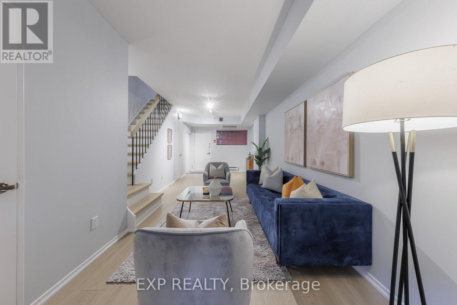 25 Dundonald Street, Toronto, Ontario  M4Y 1K3 - Photo 23 - C13621260