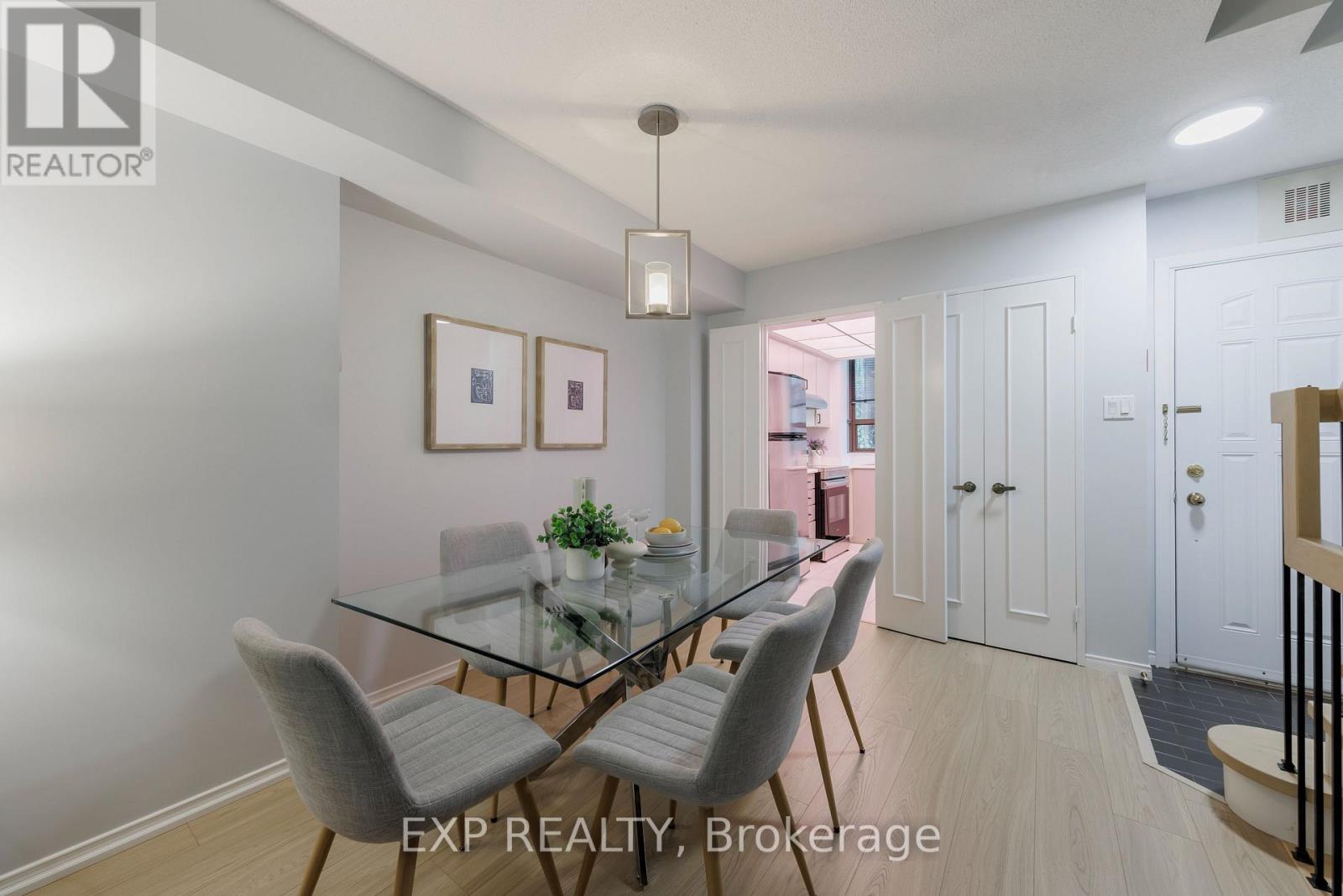 25 Dundonald Street, Toronto, Ontario  M4Y 1K3 - Photo 7 - C13621260