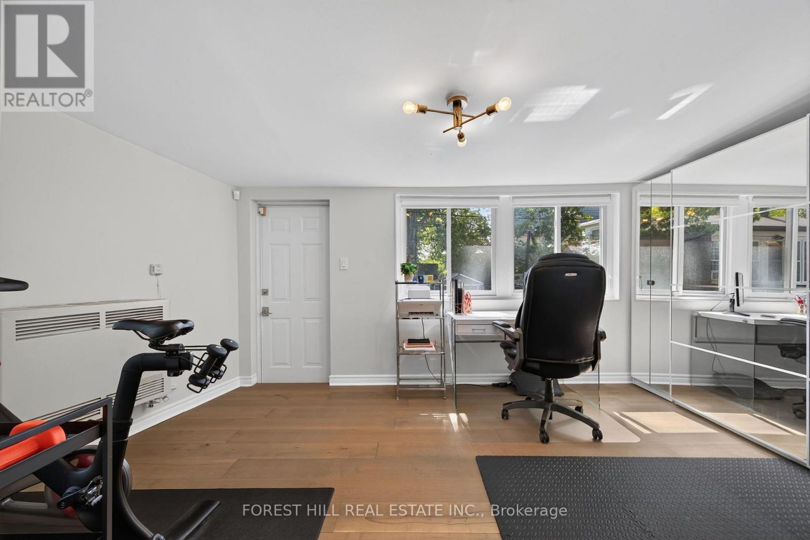 1040 Woodbine Avenue, Toronto, Ontario  M4C 4C4 - Photo 21 - E13621234