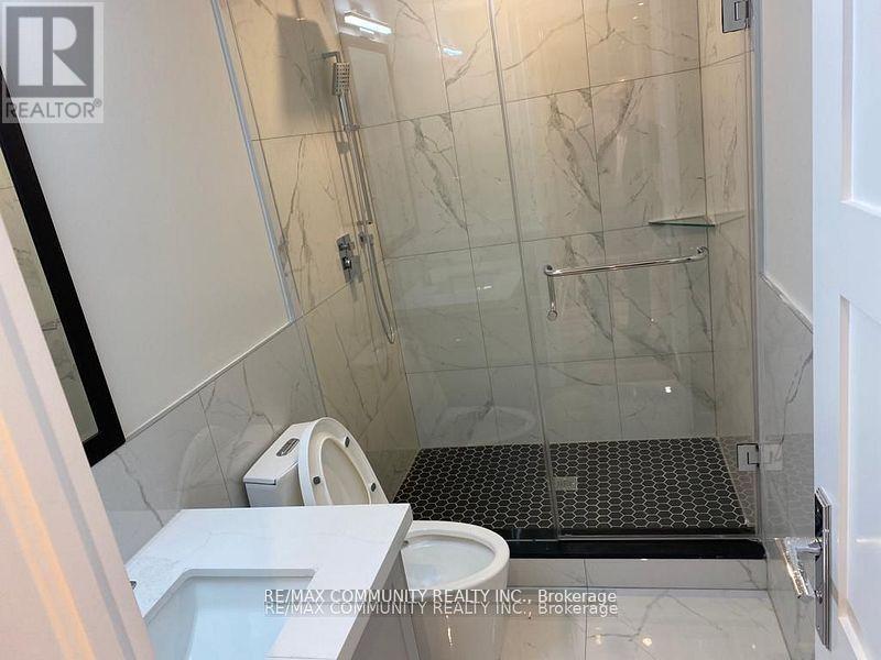 118 Queen Street, Whitby, Ontario L1M 1C3 - Photo 11 - E13621296