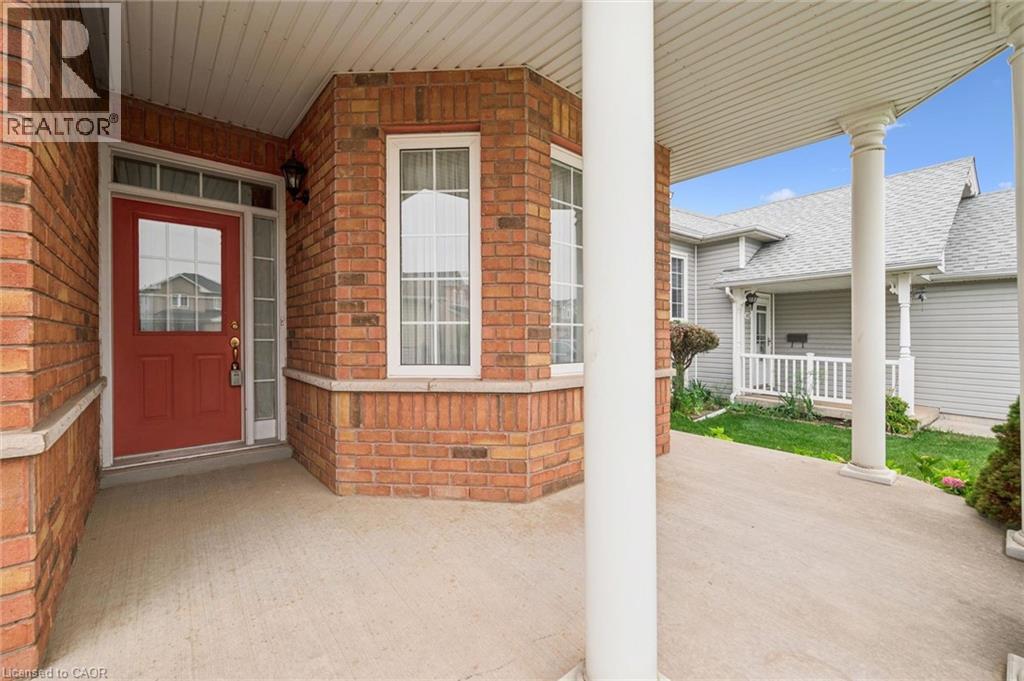 685 Langlaw Drive, Cambridge, Ontario  N1P 1H3 - Photo 4 - 40848656