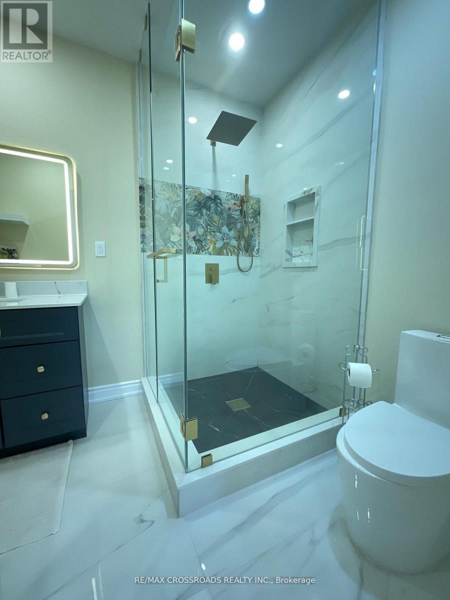 129 Lakeland Crescent, Richmond Hill, Ontario  L4E 3A1 - Photo 19 - N13621032