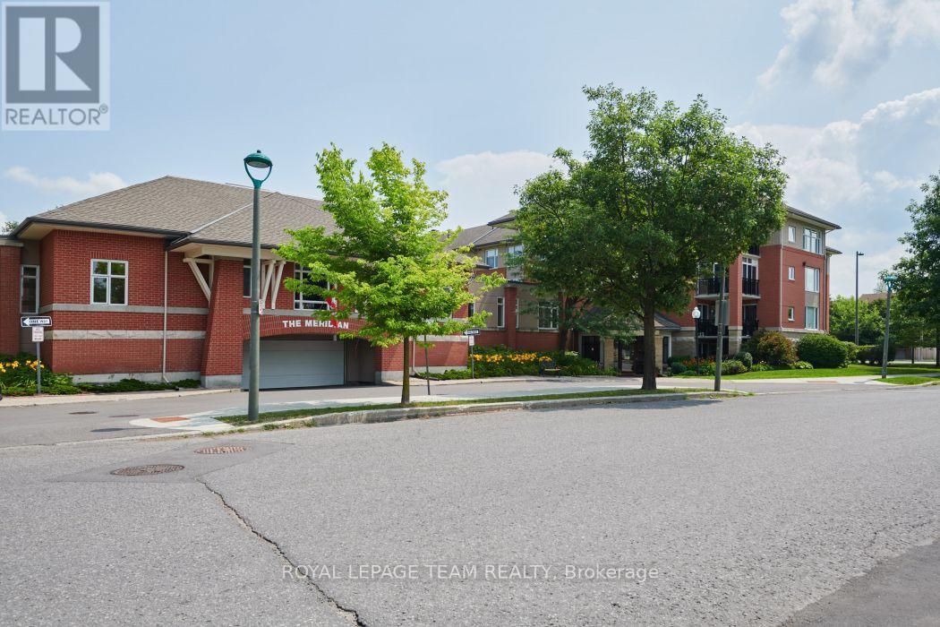 205 - 1 Meridian Place, Ottawa, Ontario  K2G 6N1 - Photo 2 - X13621040