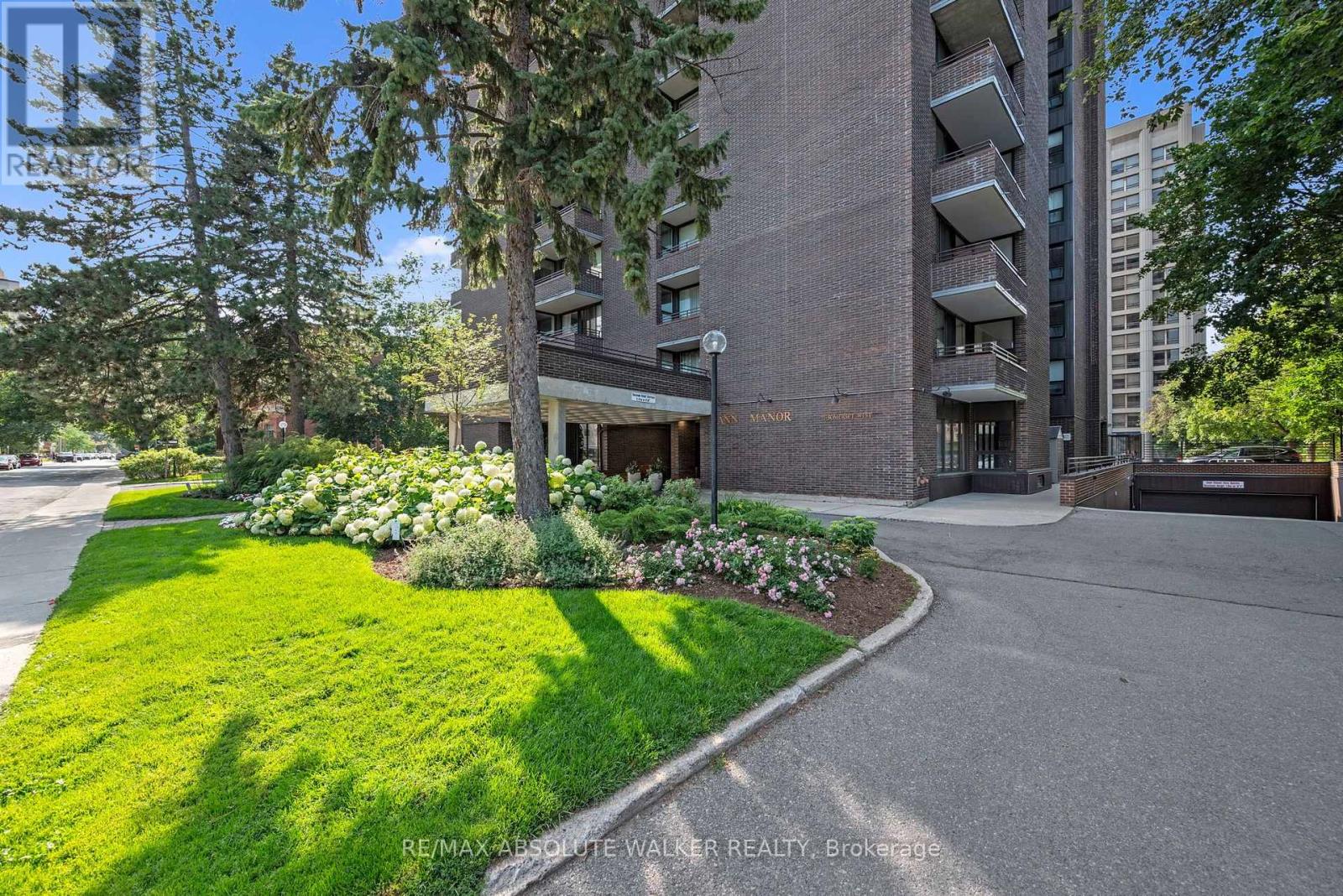 1003 - 71 Somerset Street W, Ottawa, Ontario K2P 2G2 - Photo 3 - X13621258