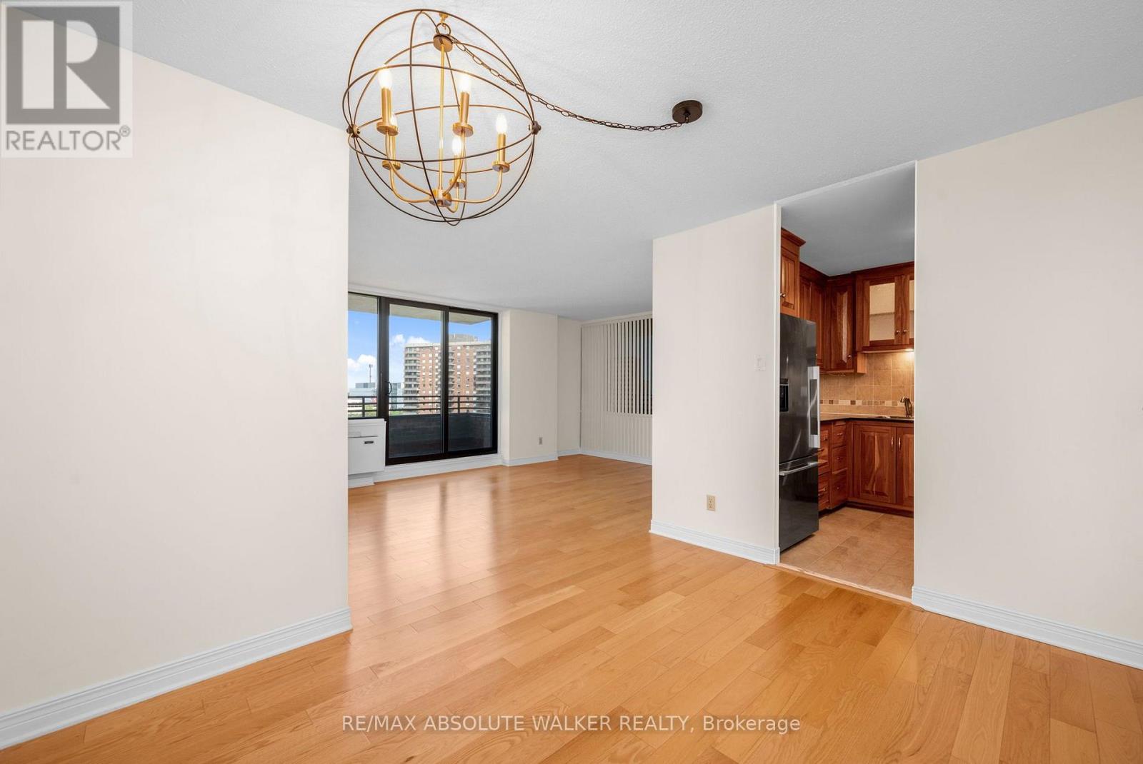 1003 - 71 Somerset Street W, Ottawa, Ontario K2P 2G2 - Photo 8 - X13621258