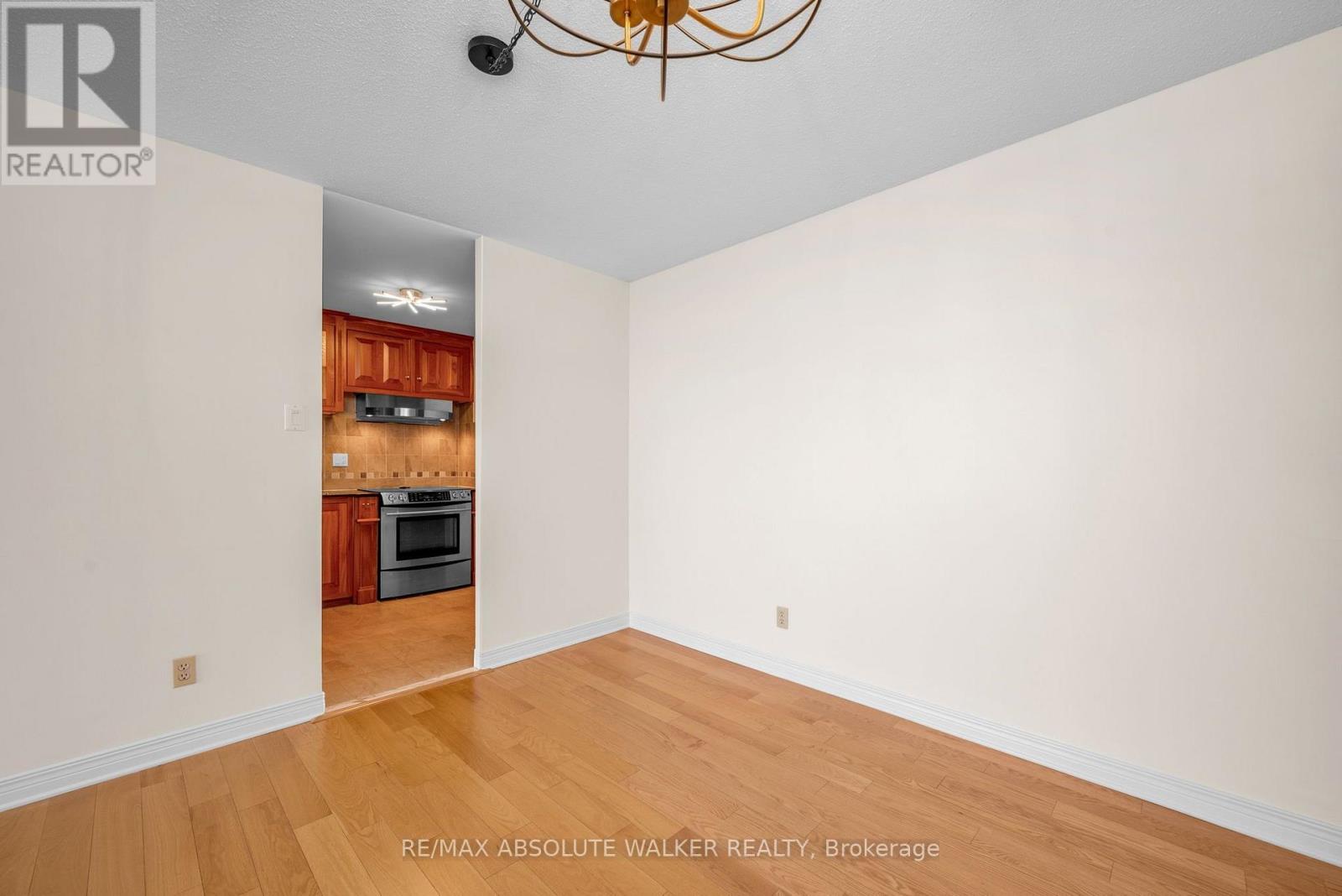 1003 - 71 Somerset Street W, Ottawa, Ontario K2P 2G2 - Photo 9 - X13621258