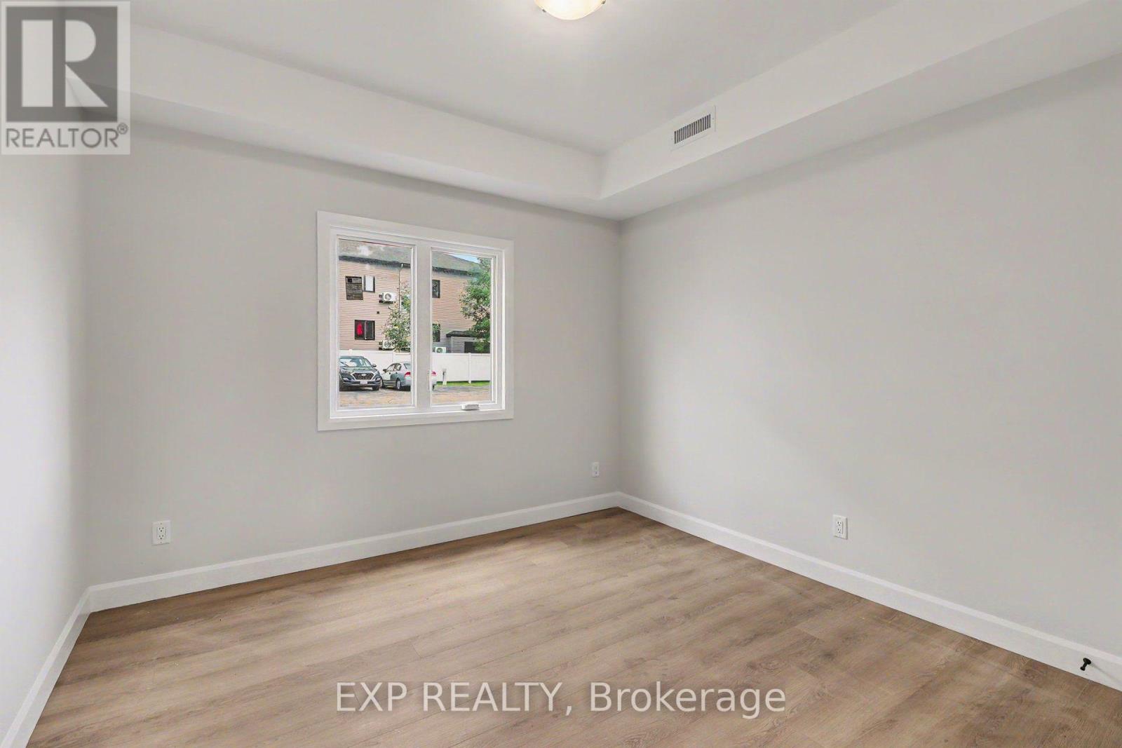 2 - 1089 Notre Dame Street, Russell, Ontario  K0A 1W0 - Photo 4 - X13621288
