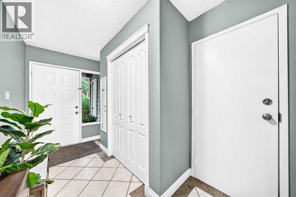 213 Point Mckay Terrace NW, Calgary, Alberta  T3B 5B6 - Photo 9 - A2331989