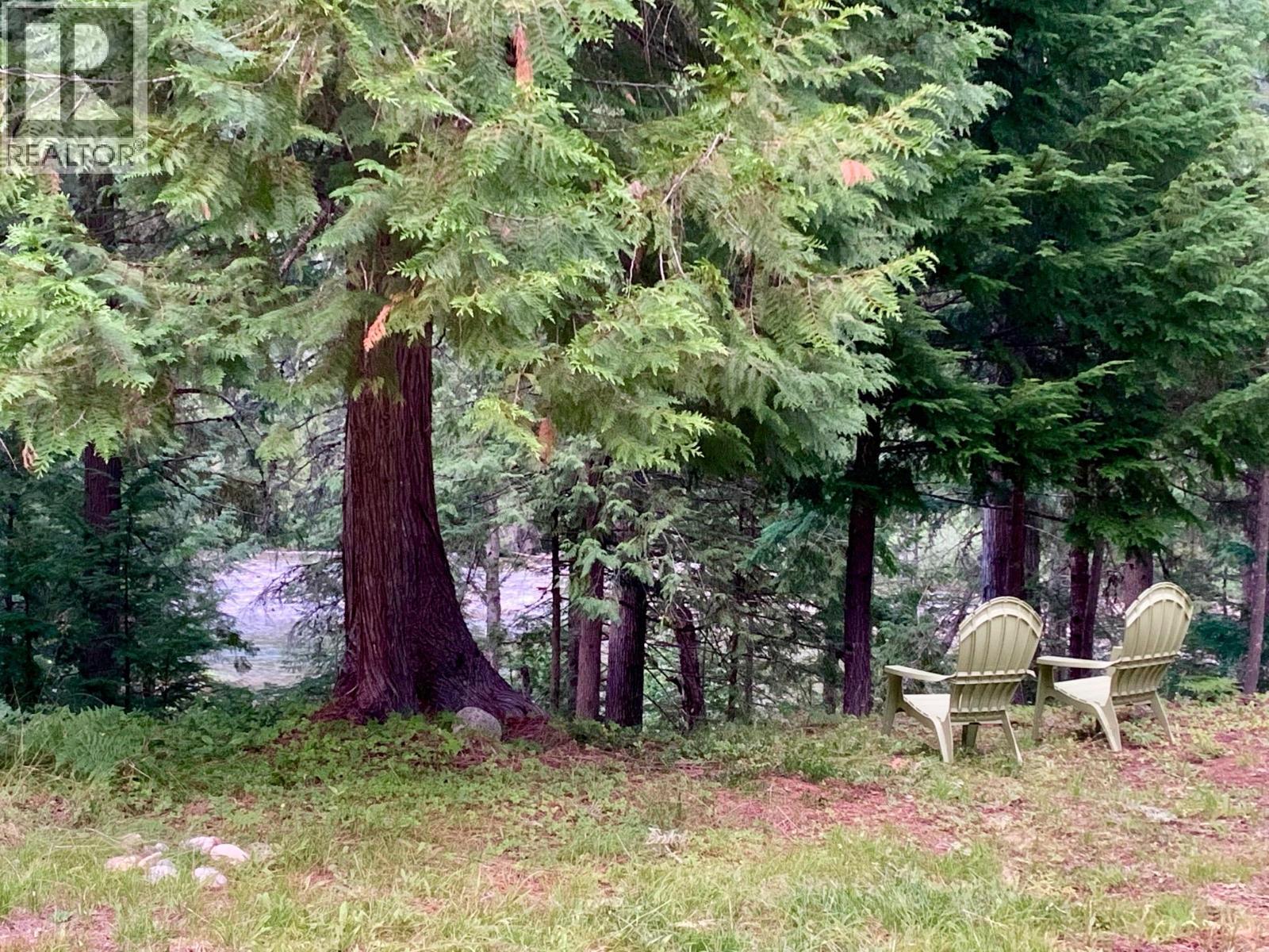 Upper Passmore Rd Road Lot# 4472, Passmore, British Columbia  V0B 2J0 - Photo 3 - 10396187