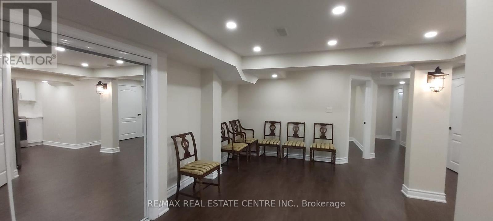 Bsmt - 5926 Sidmouth Street, Mississauga, Ontario  L5V 2Z3 - Photo 16 - W13621024