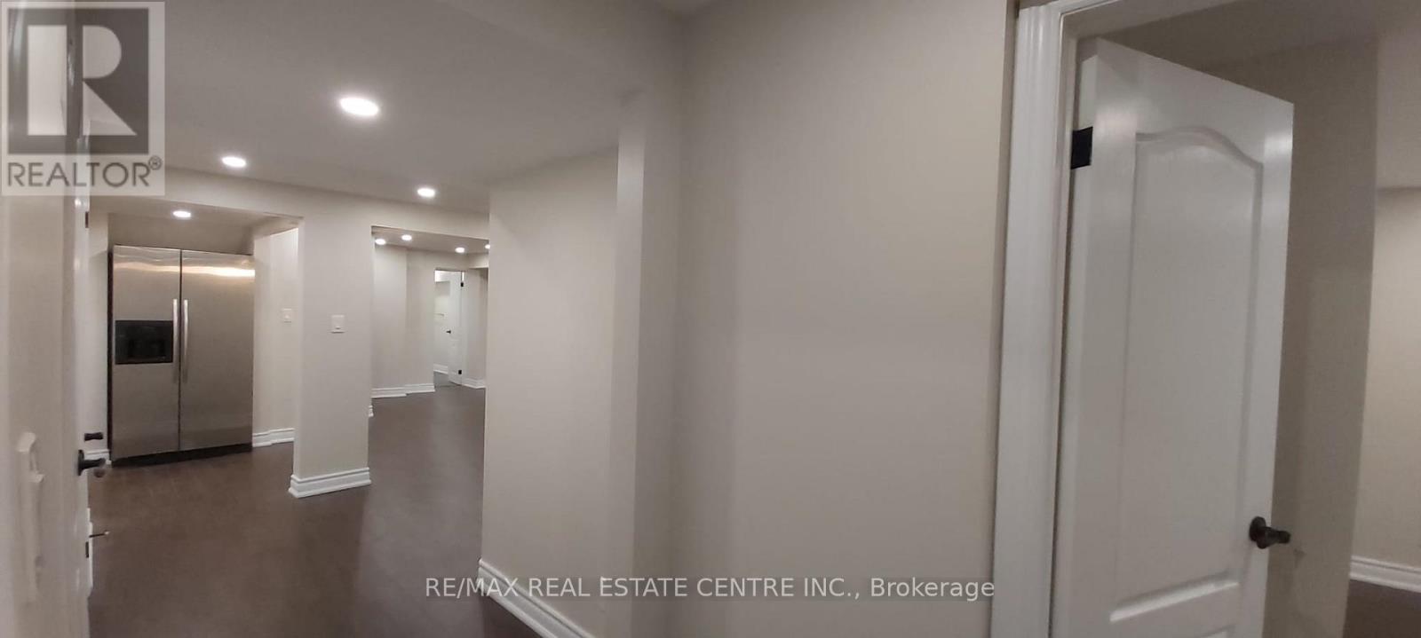 Bsmt - 5926 Sidmouth Street, Mississauga, Ontario  L5V 2Z3 - Photo 5 - W13621024
