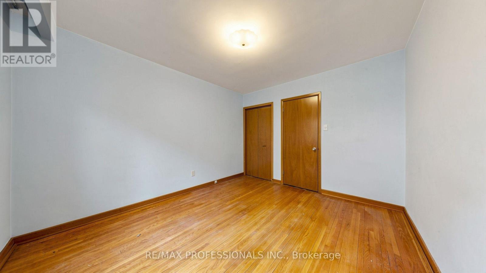 26 Woodcrest Drive, Toronto, Ontario  M9A 4J2 - Photo 25 - W13621100