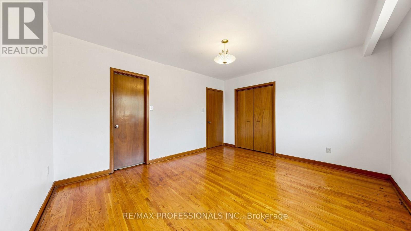 26 Woodcrest Drive, Toronto, Ontario  M9A 4J2 - Photo 36 - W13621100