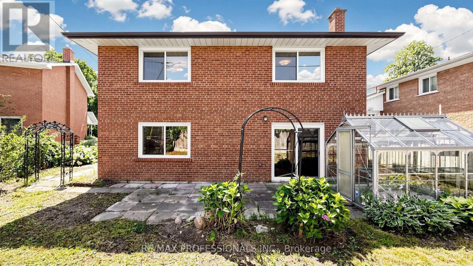 26 Woodcrest Drive, Toronto, Ontario  M9A 4J2 - Photo 44 - W13621100