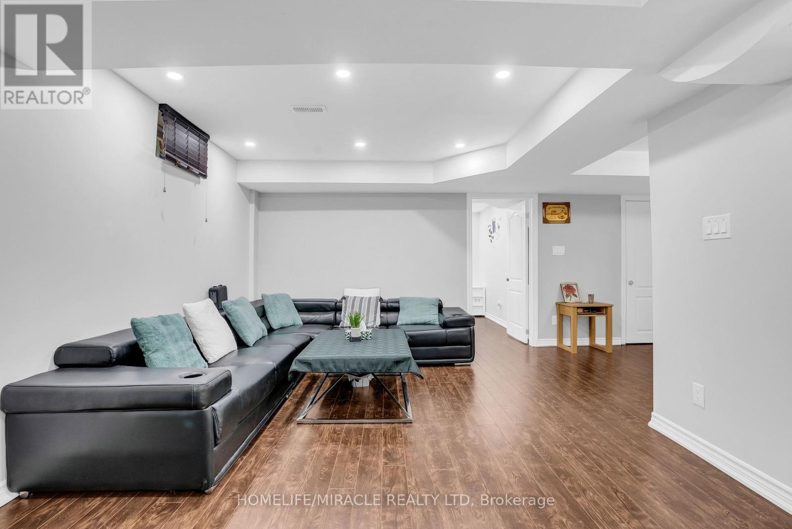 9 Gamson Crescent, Brampton, Ontario L6R 0V7 - Photo 39 - W13621190