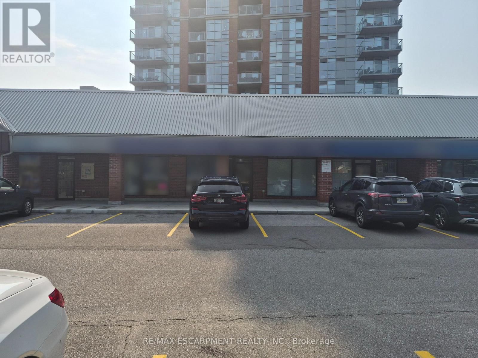 2 - 573 Maple Avenue, Burlington, Ontario  L7S 2E8 - Photo 1 - W13621198