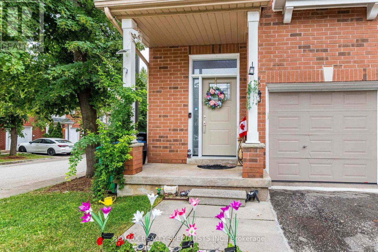 41 - 1588 South Parade Court, Mississauga, Ontario  L5M 6E7 - Photo 3 - W13621238