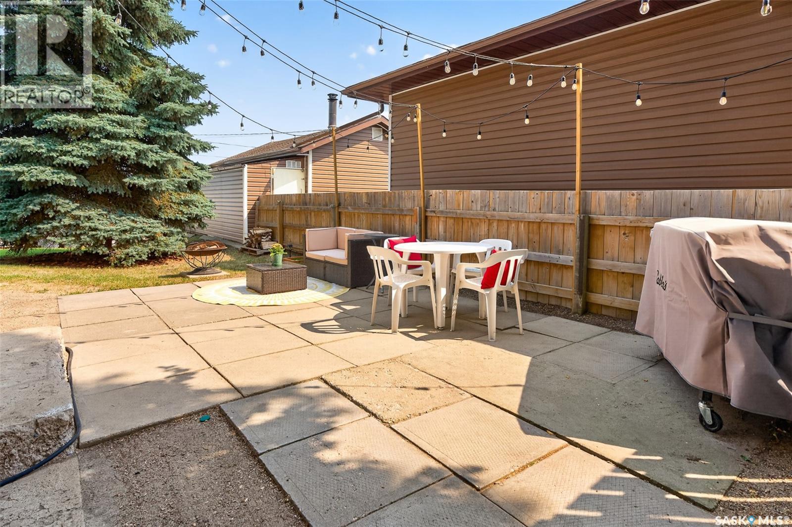 1032 Lillooet Street W, Moose Jaw, Saskatchewan  S6H 5A1 - Photo 43 - SK044090