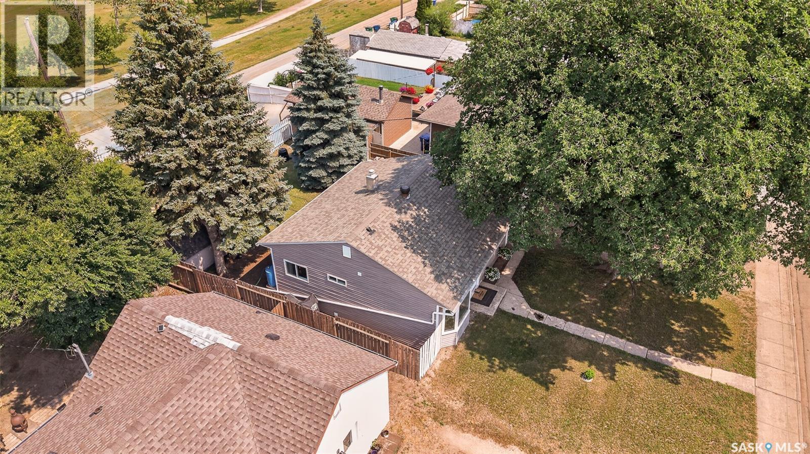 1032 Lillooet Street W, Moose Jaw, Saskatchewan  S6H 5A1 - Photo 52 - SK044090