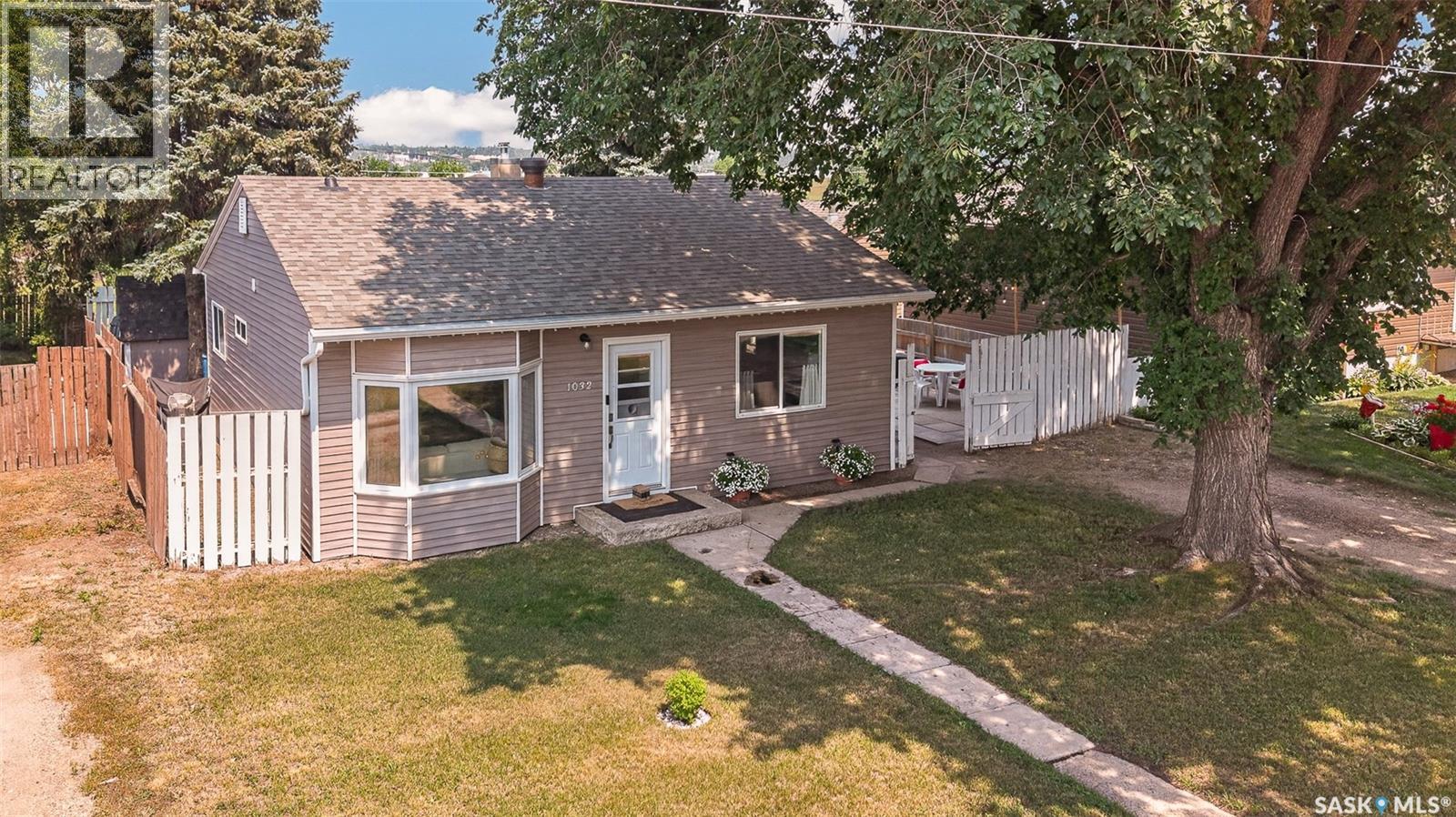 1032 Lillooet Street W, Moose Jaw, Saskatchewan  S6H 5A1 - Photo 56 - SK044090