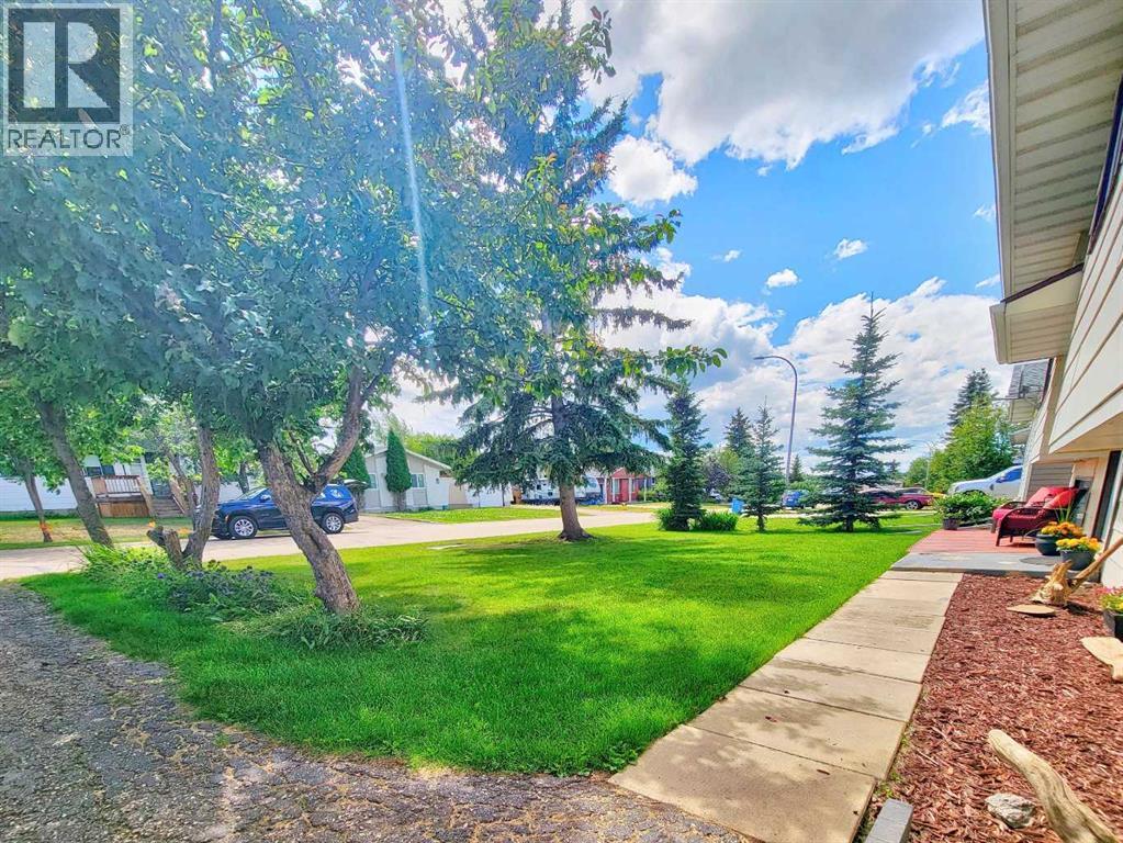 727 Oak Drive, Beaverlodge, Alberta  T0H 0C0 - Photo 46 - A2333164