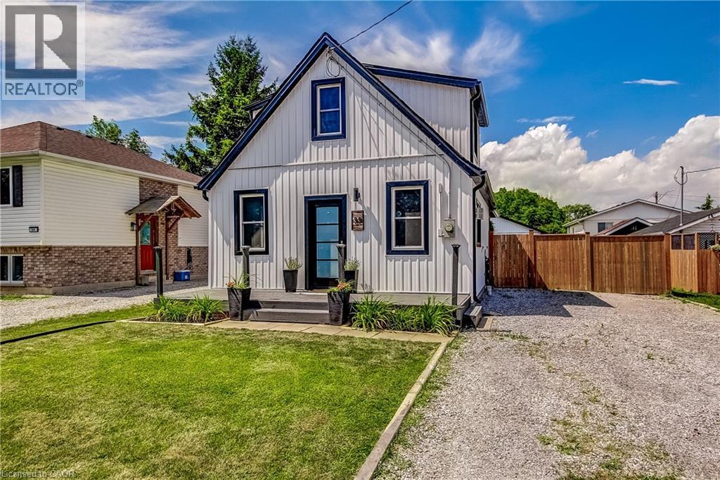 35 Pansy Avenue, Port Dover, Ontario  N0A 1N7 - Photo 2 - 40845874