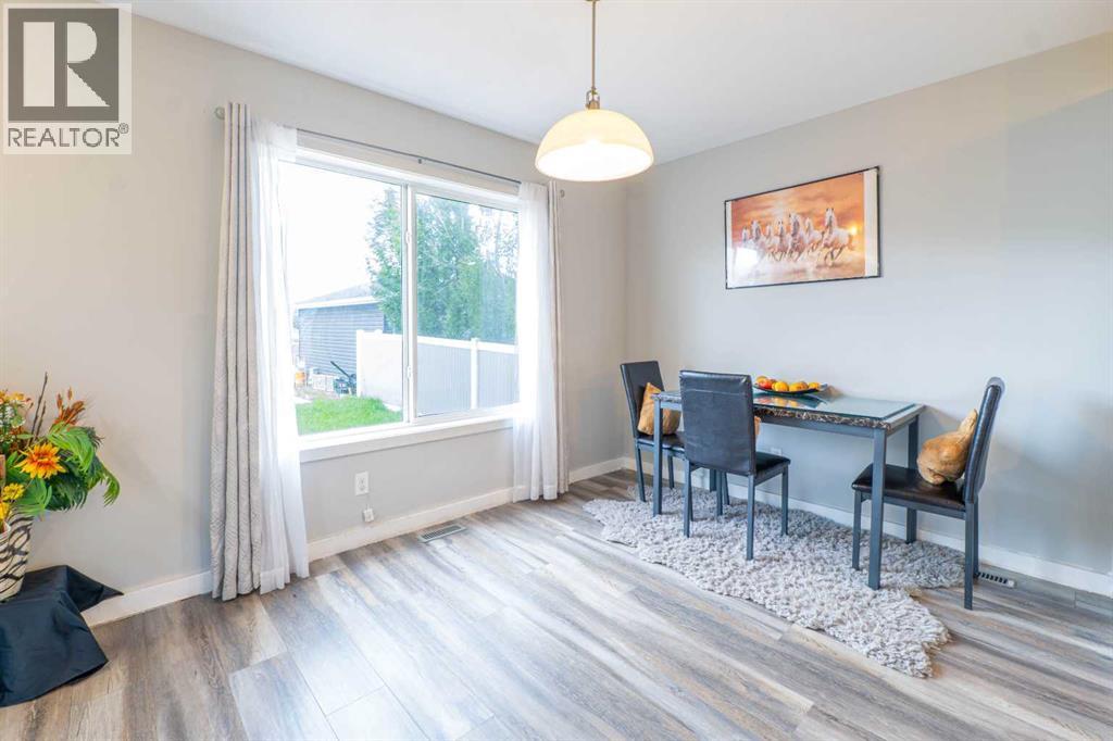 75 Ravensmoor Manor SE, Airdrie, Alberta  T4A 0J7 - Photo 14 - A2323087