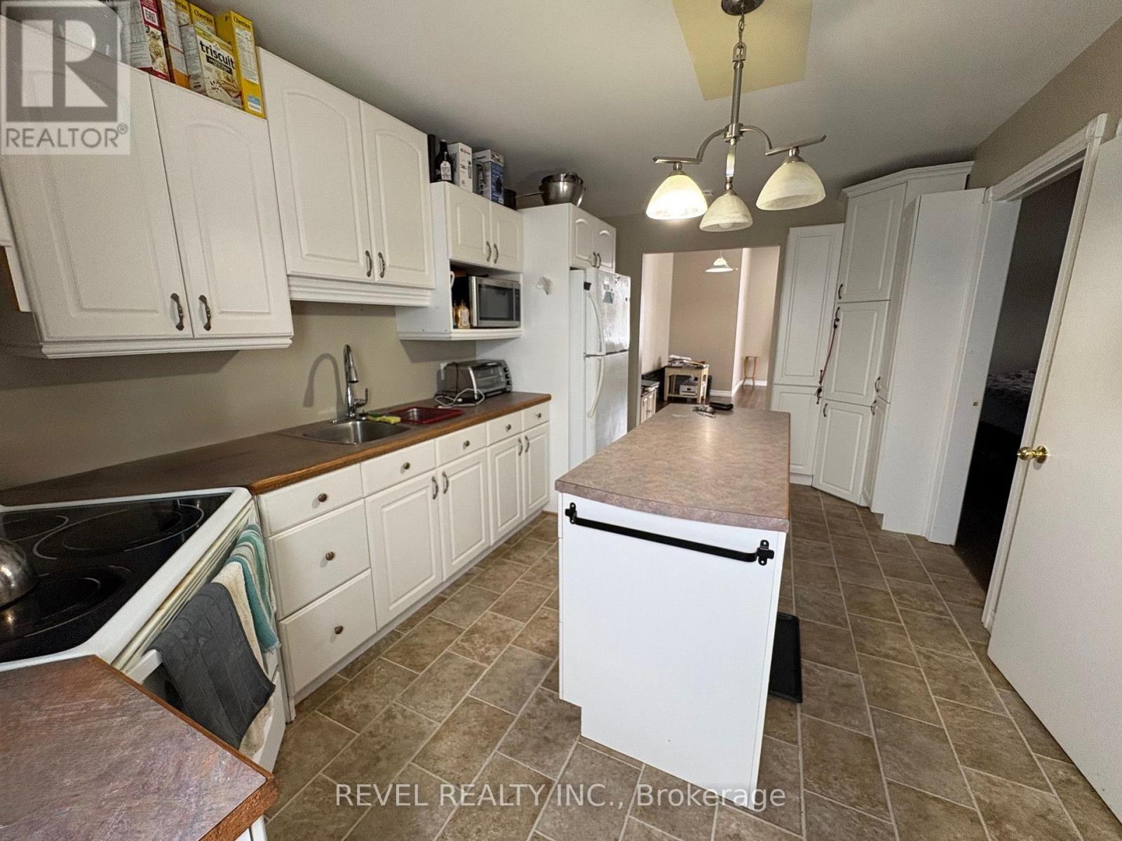 Fauquier - 21 Jacques Avenue, Kapuskasing, Ontario  P0L 1G0 - Photo 32 - T13621380