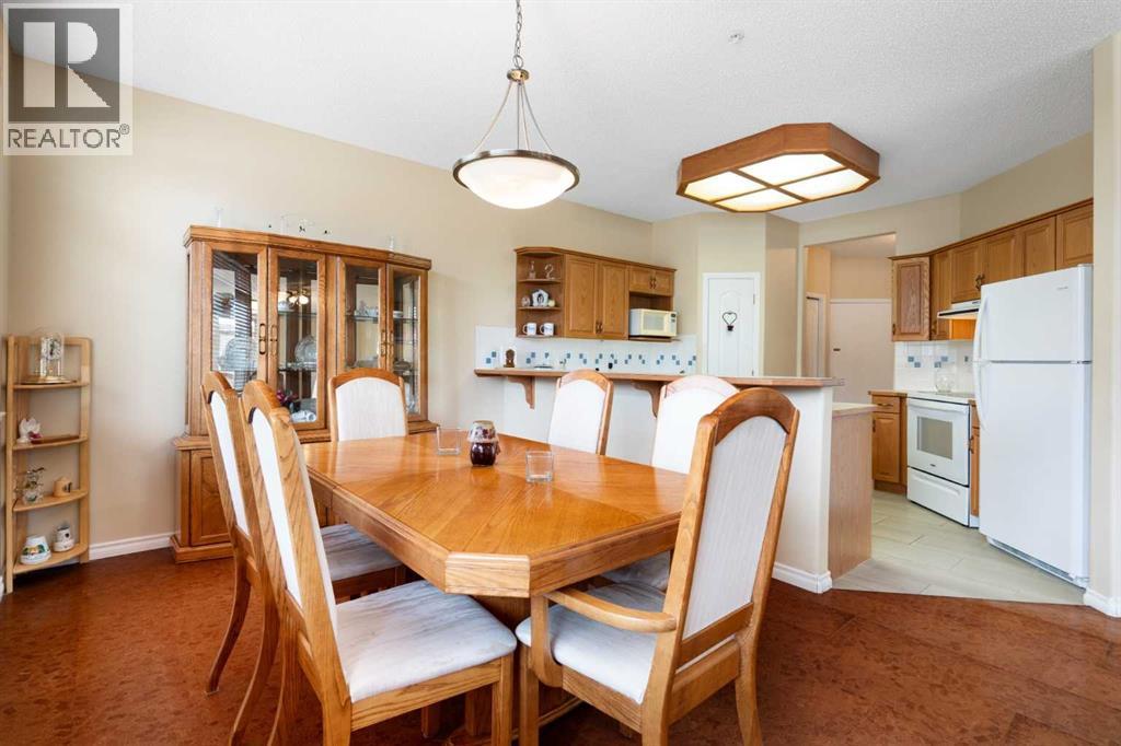 ., 2107 Patterson View SW, Calgary, Alberta T3H 3J9 - Photo 10 - A2303272