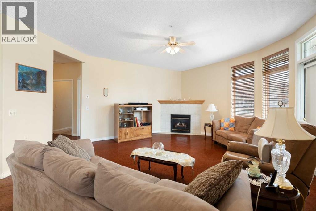 ., 2107 Patterson View SW, Calgary, Alberta T3H 3J9 - Photo 4 - A2303272