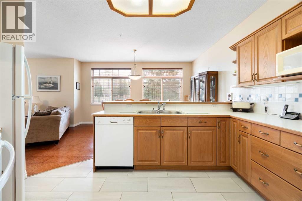 ., 2107 Patterson View SW, Calgary, Alberta T3H 3J9 - Photo 14 - A2303272