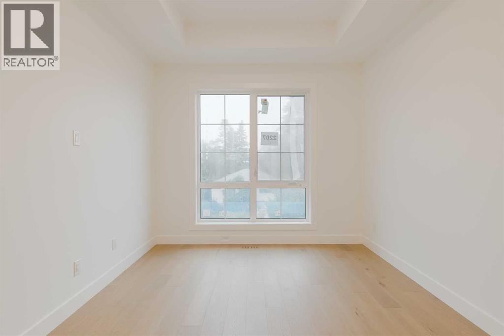 2207 Victoria Crescent Nw, Calgary, Alberta  T2M 4E4 - Photo 33 - A2331812