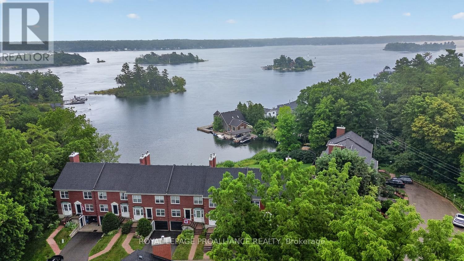 25 Country Club Place, Brockville, Ontario  K6V 6T8 - Photo 2 - X13621404