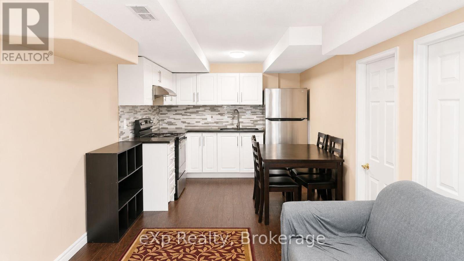 B - 2 Foxwood Crescent, Guelph, Ontario  N1C 1A6 - Photo 5 - X13621400